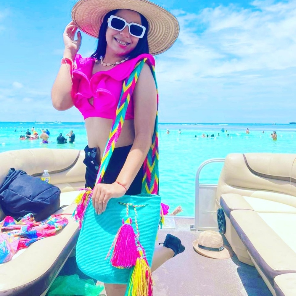 Authentic Wayuu bag / mint green color / multicolored strap/ Size L - Picture 4 of 7